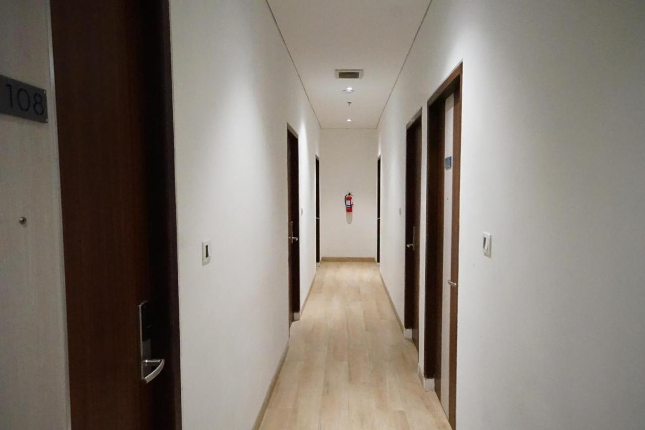 Oyo 344 Kr Hotel Palembang Kültér fotó
