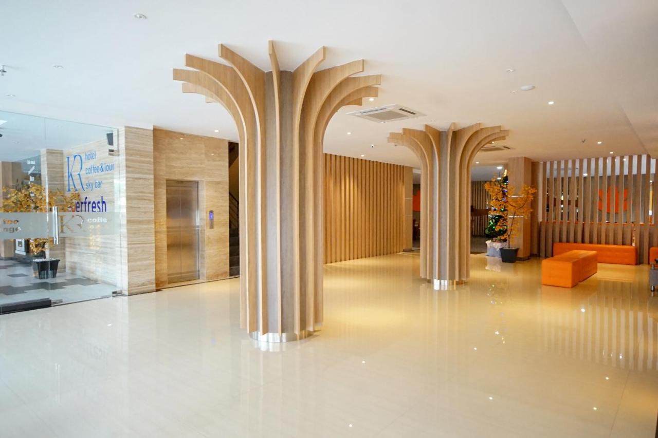 Oyo 344 Kr Hotel Palembang Kültér fotó