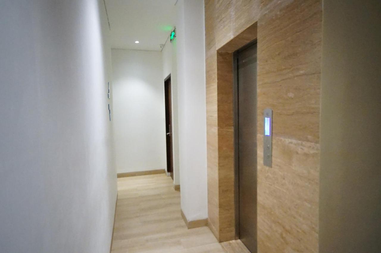 Oyo 344 Kr Hotel Palembang Kültér fotó