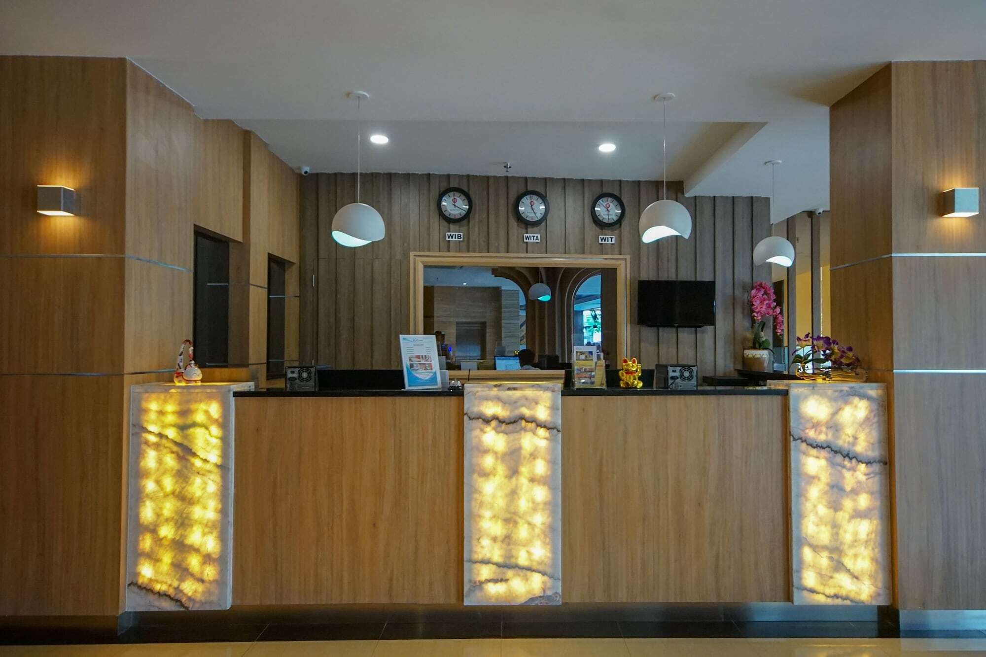 Oyo 344 Kr Hotel Palembang Kültér fotó